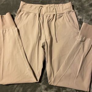 Alphalete Joggers -S